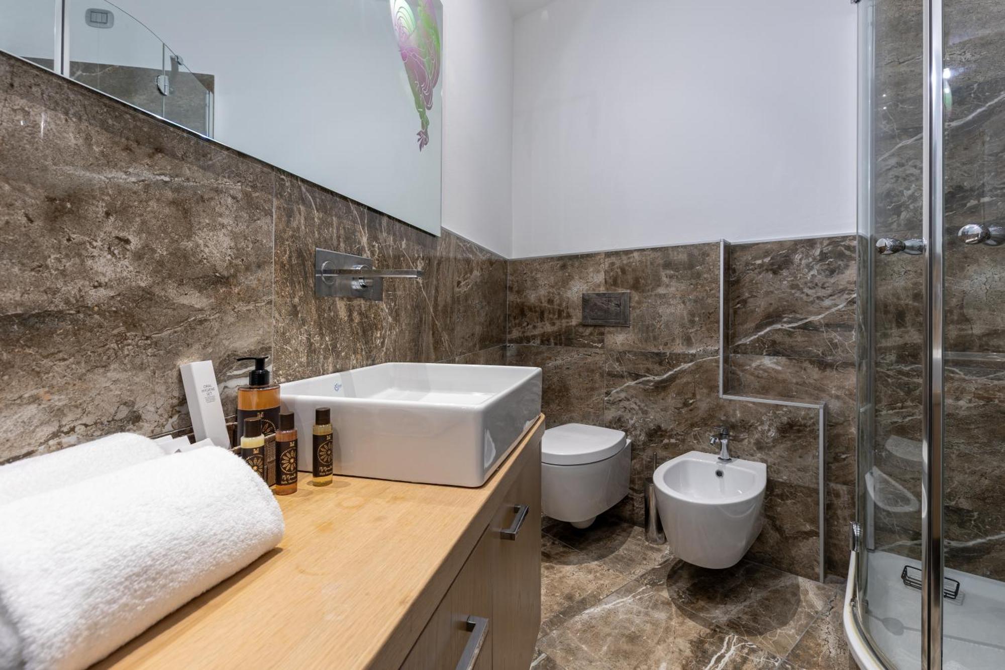 La Corte - Seta Apartment ベッラージョ エクステリア 写真